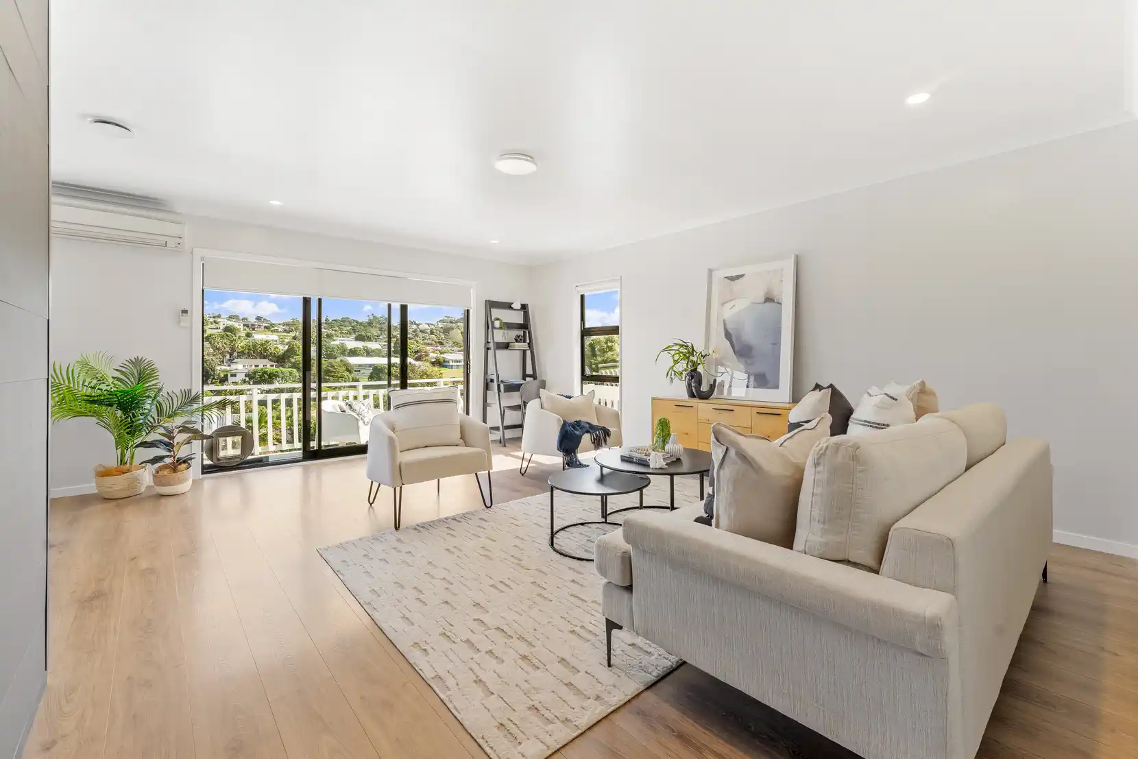 Vipond Road – Stanmore Bay